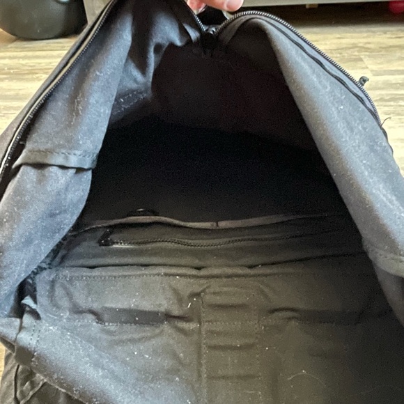 DEFY VERBOCKEL ROLLTOP BACKPACK 2.0 UN-ZIPPED BLACK WAX CANVAS - Picture 4 of 9